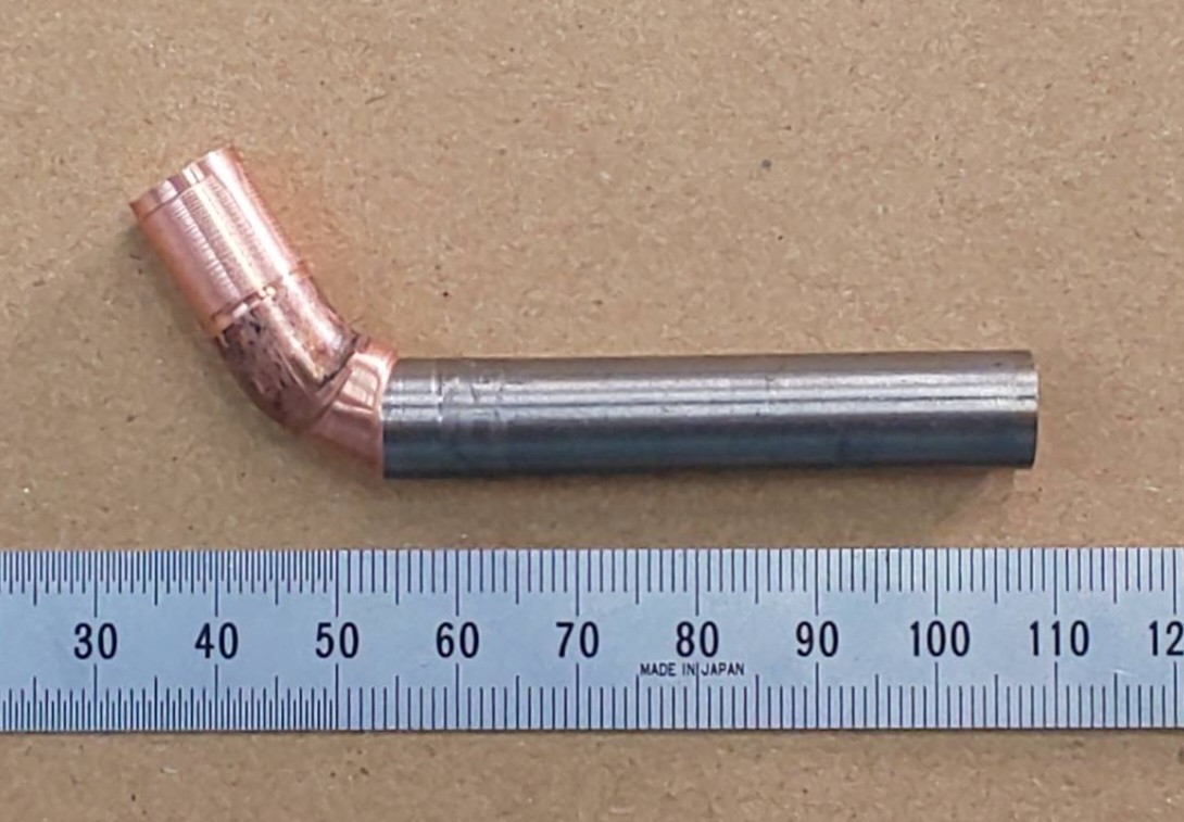 Chromium copper of Φ10 mm on the left and Pure titanium type 2 of Φ10 mm on the right