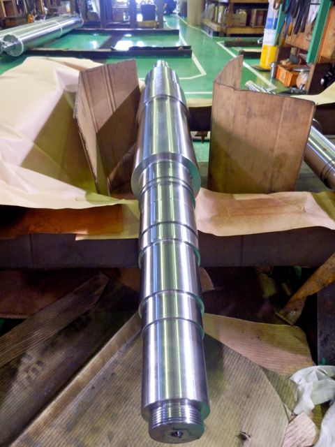 Shaft for compressor and turbine